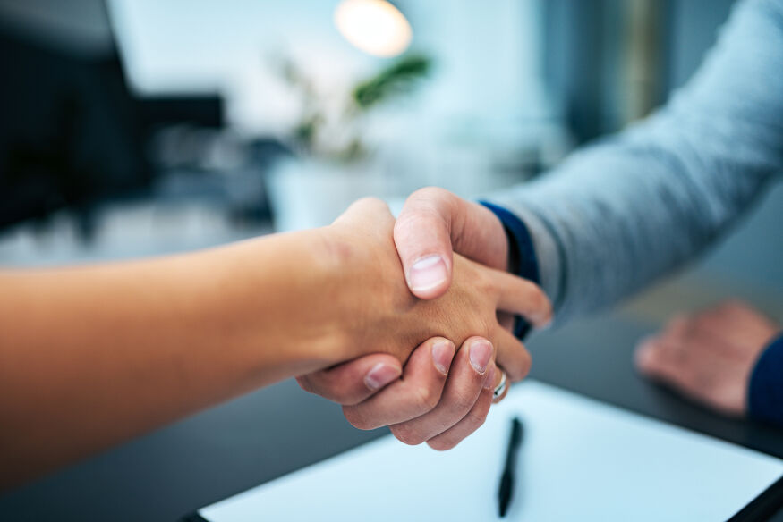 2 Shaking hands with new tenants